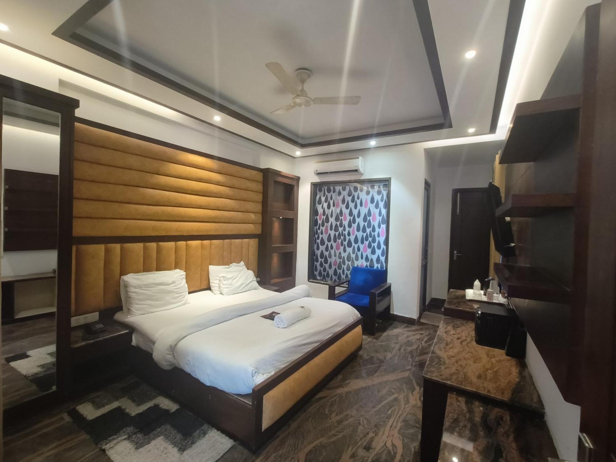 Jjk Rukmini Vilas Hotel & Banquet Muzaffarpur Exterior foto
